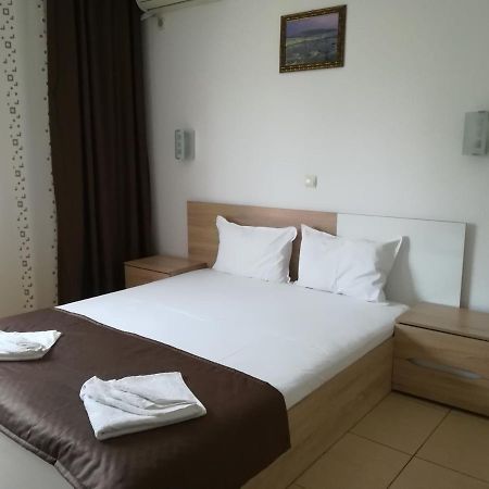Casa Mevas Hotel Costinesti Buitenkant foto