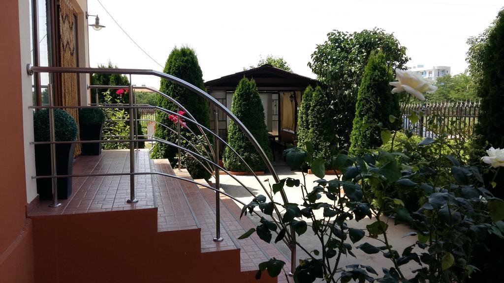 Casa Mevas Hotel Costinesti Buitenkant foto